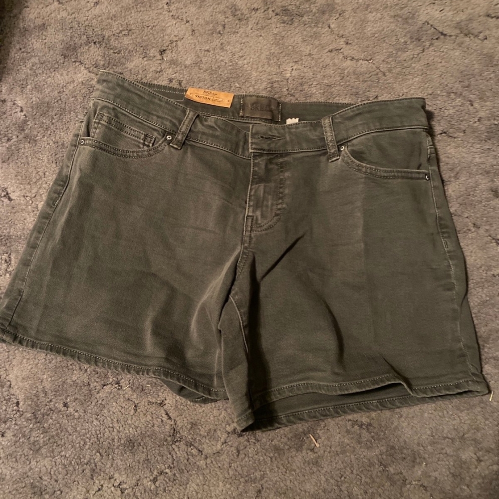 BKE Olive Green Women Shorts
